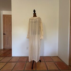 Doen Cream Lace Maxi Dress